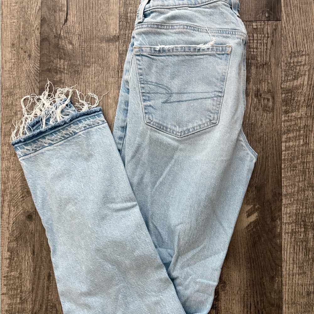 American Eagle Super High Rise Straight Jeans